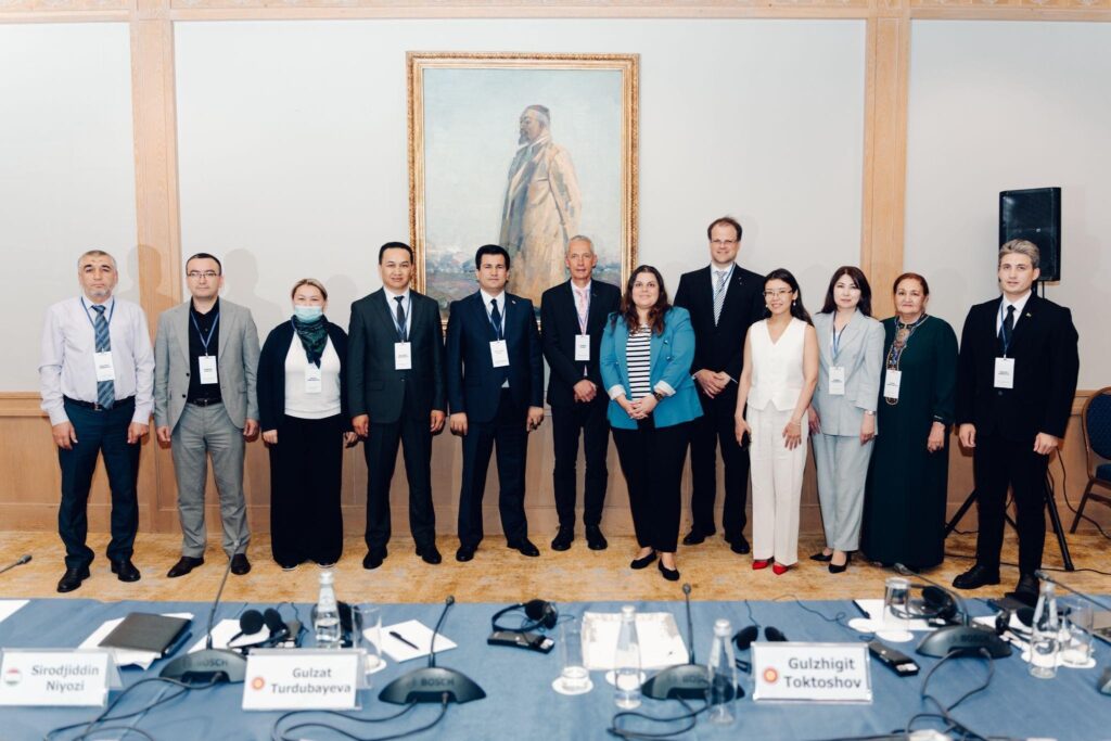 Figure 3–Round Table: Image source: DLR-PT